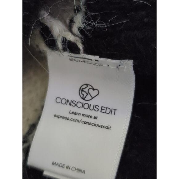 Express Women’s Black & White Striped Sweater Size M | Cozy Knit Pullover - Picture 3 of 11